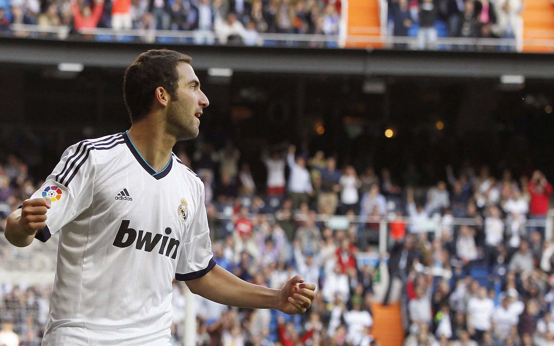 《英雄联盟“世界预选”火热开启,全国期待!》