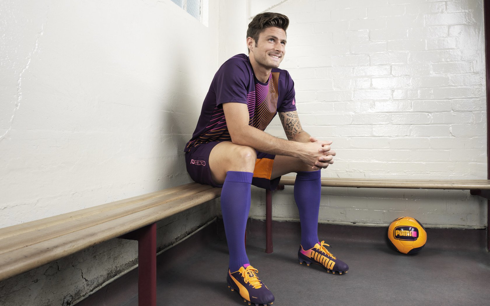 《英雄联盟“全球预选”爆发冲击，争夺冠军！》